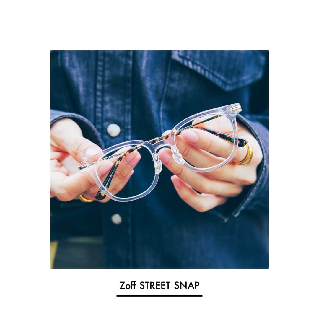 Zoff Officialさんのインスタグラム写真 - (Zoff OfficialInstagram)「【Zoff STREET SNAP @表参道】 オシャレなあの人が選ぶ、メガネ。 街のオシャレな人に、その日のコーデや気分に合わせてZoffのメガネを一つ選んでもらいました。  ZA231017_00A1 (クリア)　￥8,800 ※税込・セットレンズ代込み  model：yuzuki　@___youxi   #Zoff #メガネ #ファッションスナップ #クリアフレーム #ウェリントン #伊達メガネ #ゾフ #表参道 #ファッションスナップ #ストリートスナップ #streetsnap #fashionphotography」5月16日 10時21分 - zoff_eyewear
