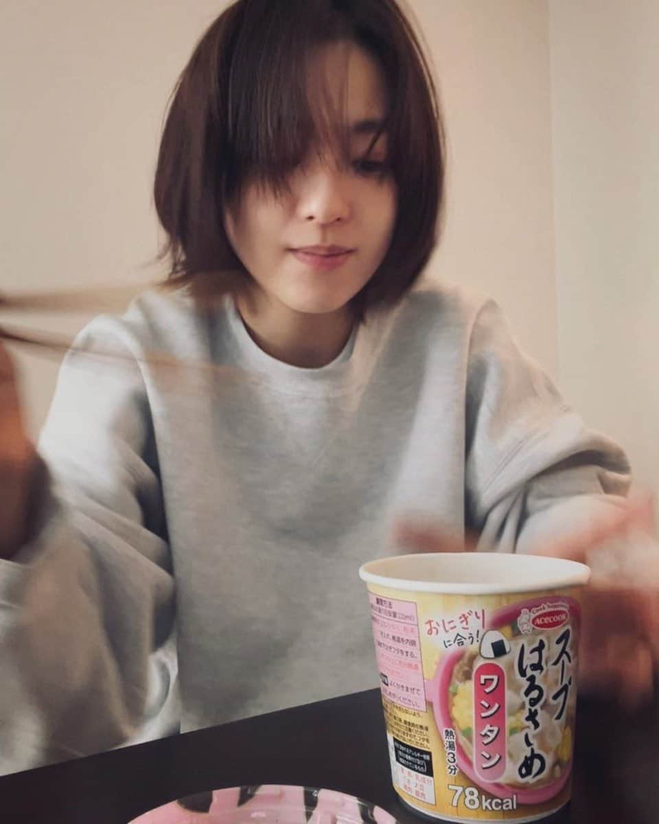 のインスタグラム：「あさはる🥢🌤️ やっぱり、ワンタンかなぁ〜。」