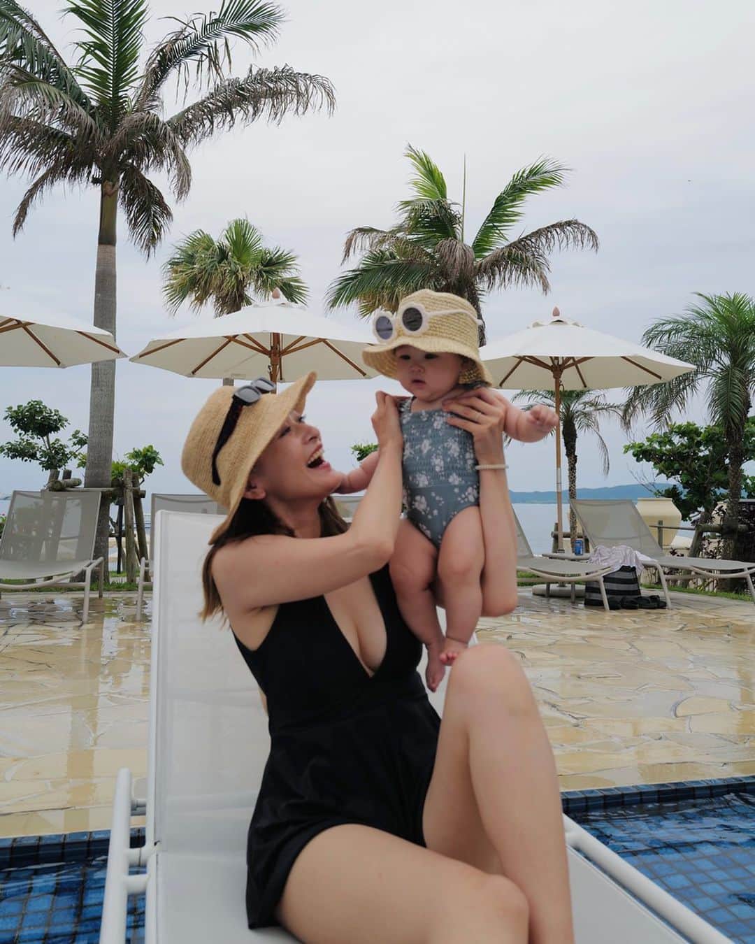 難波礼華のインスタグラム：「一足お先に夏ぅ〜🏝️」