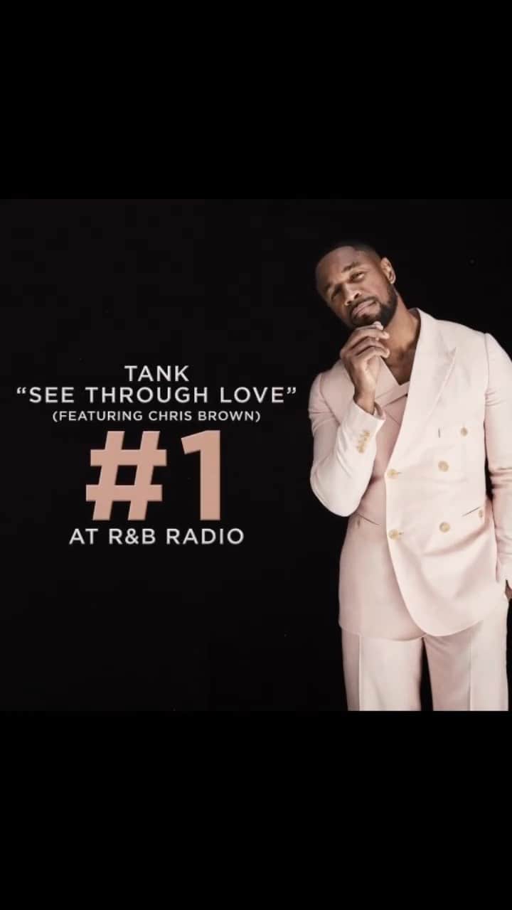 タンクのインスタグラム：「Thank you @atlanticrecords Thank you R&B Radio!  Thank you @chrisbrownofficial  Thank you @tverse__  Thank you @officialmeshell  Thank you to my peers who inspire me and push me to be better. Thank you to the fans who celebrate me and this genre of music on the daily! 4 #1s in a row off of one album! Not bad for an old man..lol  R&B MONEY!!..」