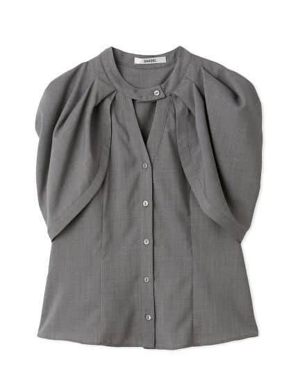 snidelさんのインスタグラム写真 - (snidelInstagram)「日本雜誌美人百花5月號掲載 特別的斗篷袖設計，採用簡潔俐落的版型，塑造出溫婉的感覺。  斗篷袖襯衫 SWFB232076  Color : FLOWER GRY WHT Size: F   #SNIDEL #SNIDELhk #summer  #blouse  #上衣  #襯衫」5月16日 12時02分 - snidelhk
