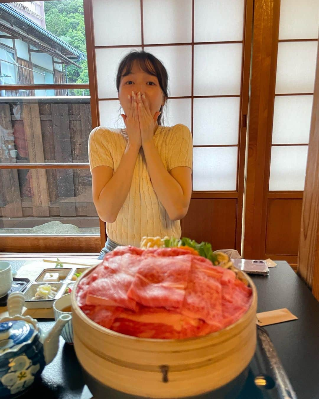 ミナ さんのインスタグラム写真 - (ミナ Instagram)「고베규 너무 맛있어서 신나버렸지 뭐야....🥩🍺」5月16日 12時30分 - bbang_93