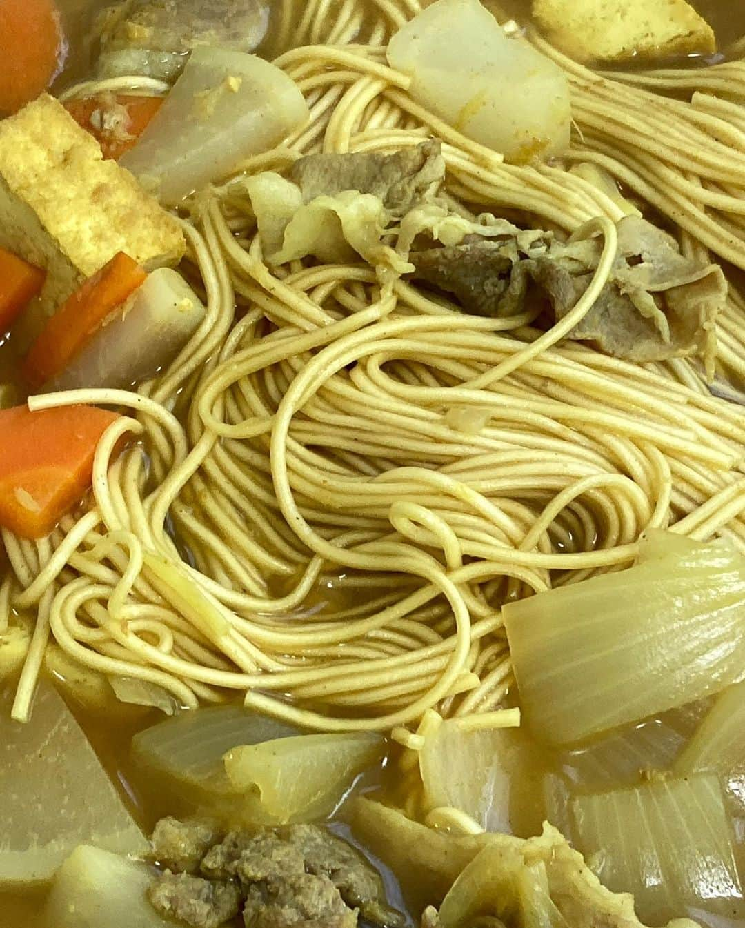 柳家さん生さんのインスタグラム写真 - (柳家さん生Instagram)「5/16長屋にて昼ご飯 カレー味豚汁ラーメン コロッケ2個」5月16日 12時38分 - waraiguma1957