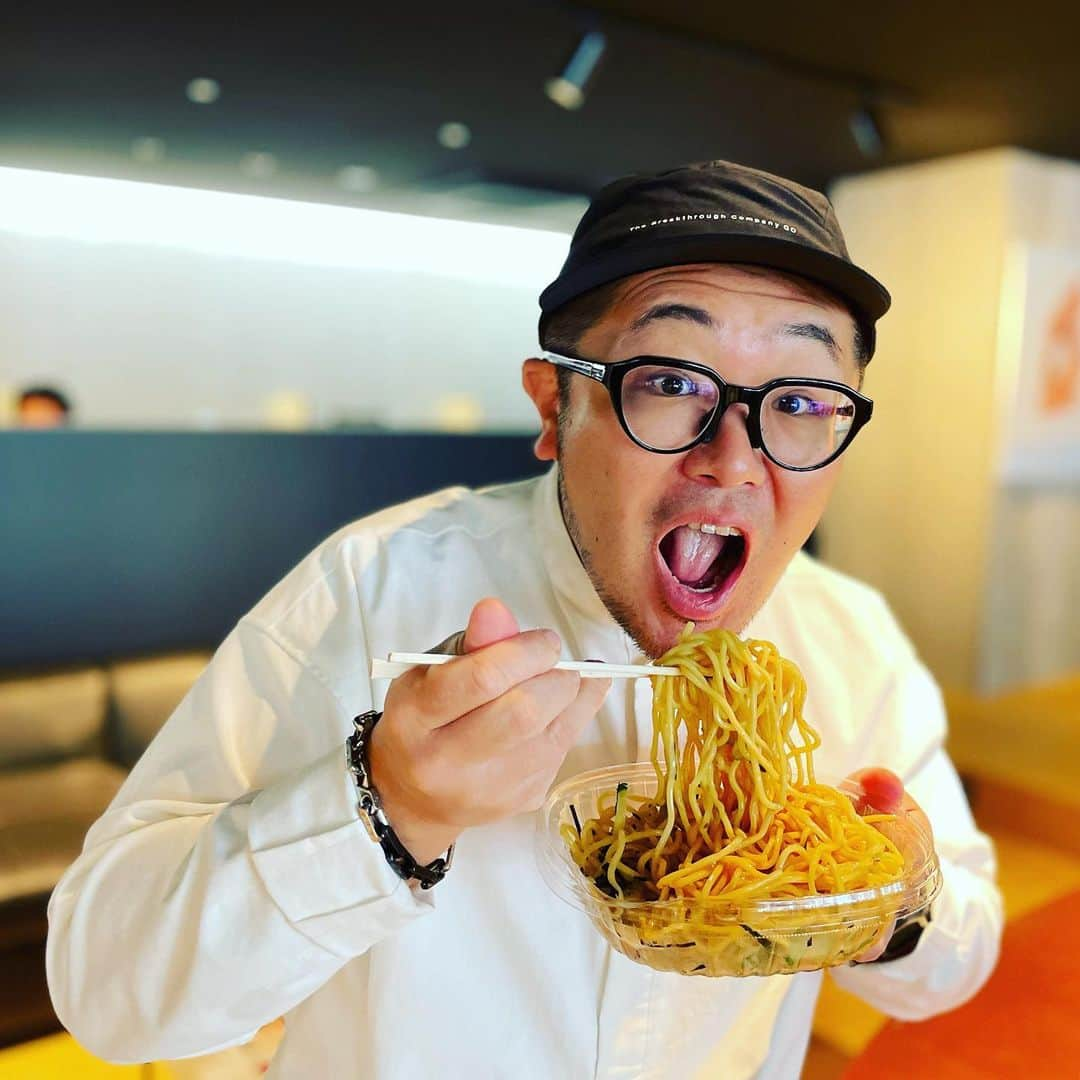 三浦崇宏さんのインスタグラム写真 - (三浦崇宏Instagram)「#ファミリーマート #ファミマ #ファミマル #麺屋こころ #冷やし台湾風まぜそば #instagood  #インスタグラムといえば飯テロ投稿と聞いて」5月16日 12時53分 - takahiro3ura