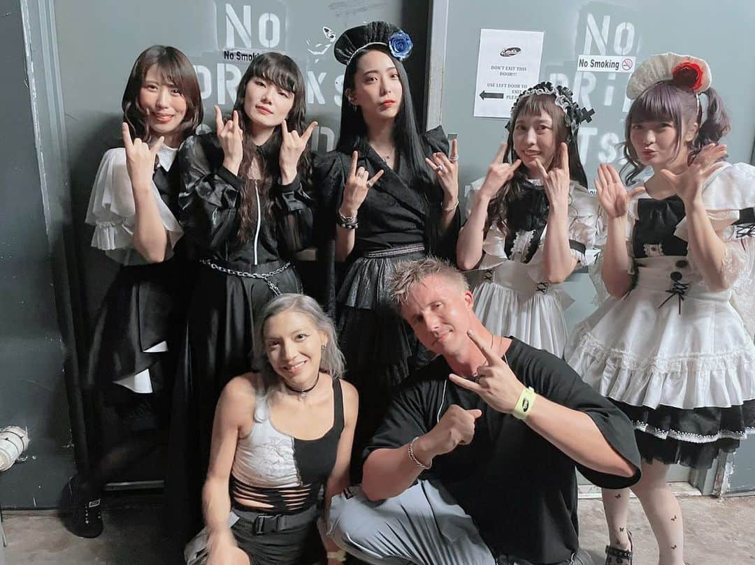 BAND-MAIDさんのインスタグラム写真 - (BAND-MAIDInstagram)「[Gratitude🔥] "BAND-MAID 10TH ANNIV. TOUR in North America" at Emo's in Austin has ended.  Thank you for coming everyone!!    Thanks also to "SHADOW CLIQ" for performing for two days!!  The next show will be at "Welcome to Rockville Fes" in on May 18.  bandmaid.tokyo/contents/617485  #bandmaid #Austin」5月16日 13時12分 - bandmaid.jp