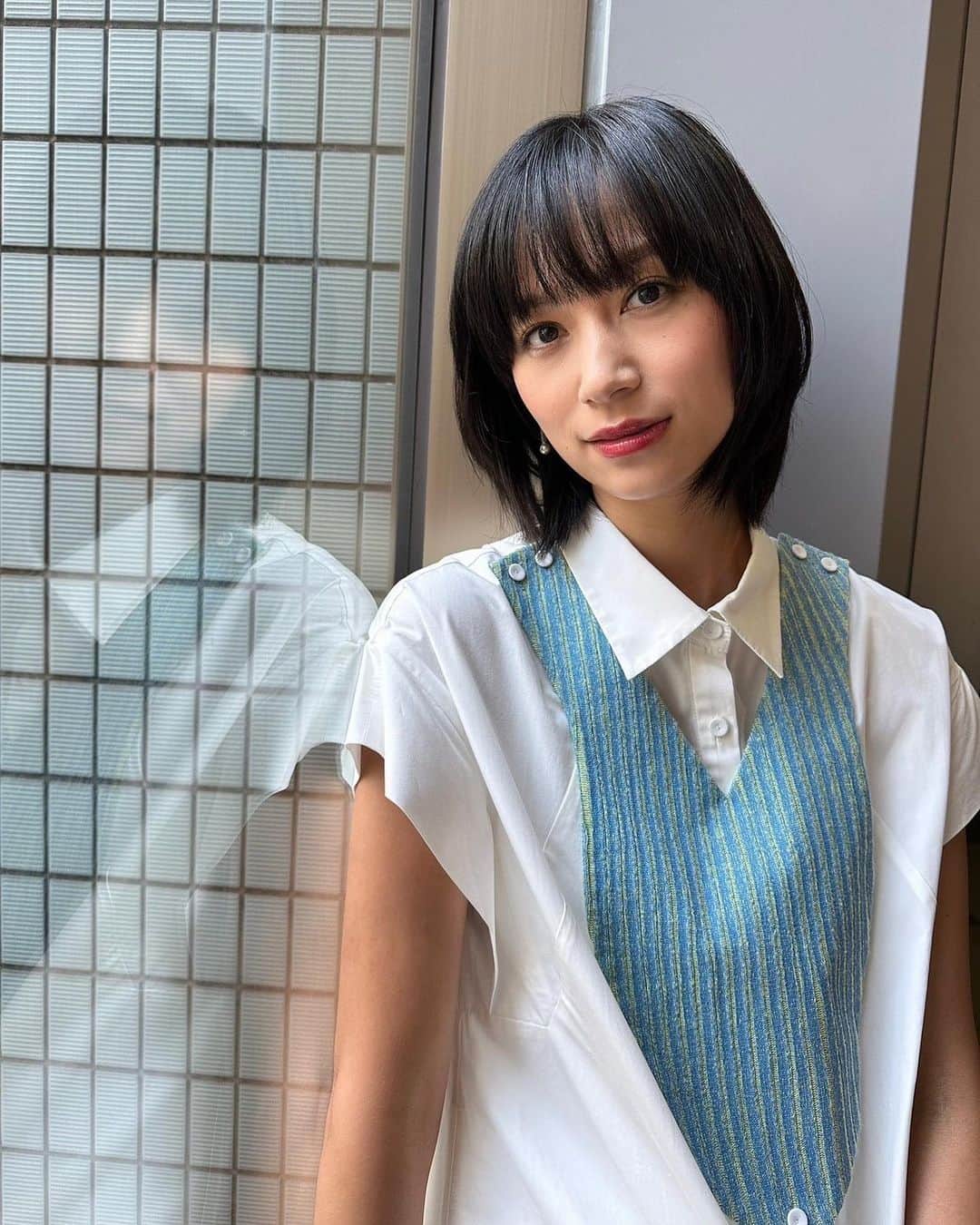 のインスタグラム：「ゆーちゃん♡  @takahashiyu.official   髪型お洒落でめちゃかわ🥹 リップは　@fujiko_brand  プランピーリップ  ひるおび　📍tbs」