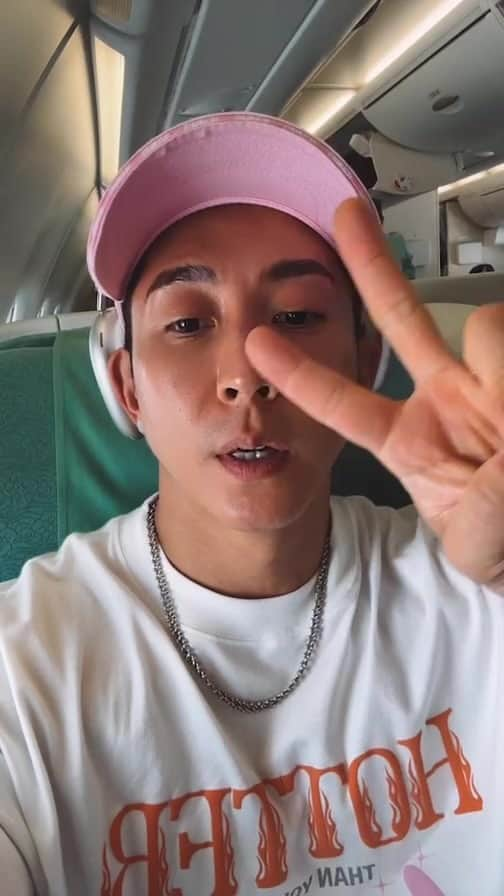 ブライアンのインスタグラム：「미국으로 출발 직전~ About to head to LA」