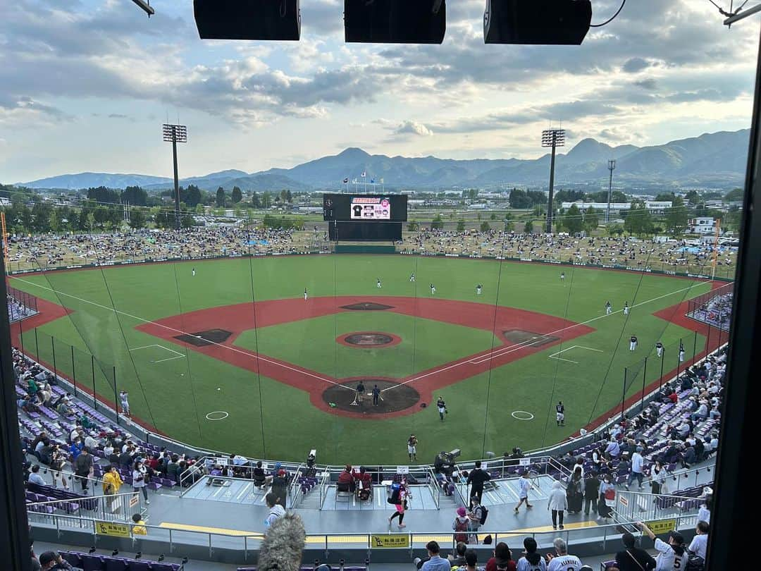 五十嵐亮太さんのインスタグラム写真 - (五十嵐亮太Instagram)「きたぎんボールパーク 球場初のプロ野球公式戦 鉄平さんと楽天イーグルス対福岡ソフトバンクホークスの解説です」5月16日 17時18分 - ryota_igarashi53