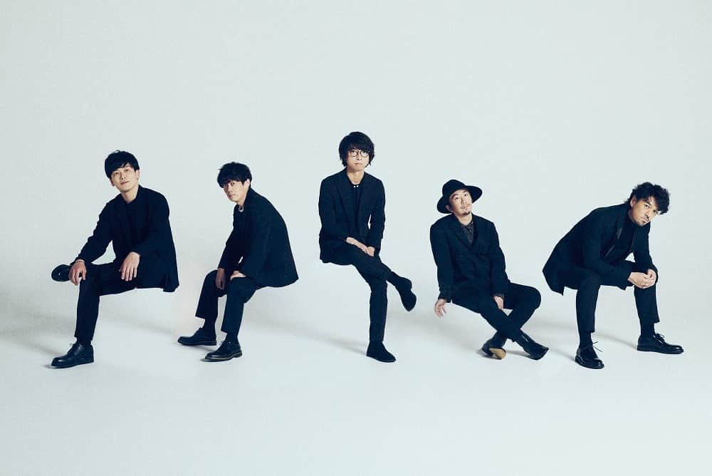 のインスタグラム：「◤#wacci 夏の東西 Special Live 2023◢10周年の集大成！ゲストを迎える真夏の2DAYSライブ開催🌞  📌8/6(日)18:00 開演 🎪昭和女子大学 人見記念講堂(東京) 📌8/26(土)18:00 開演 🎪NHK大阪ホール(大阪)  🎟️プレリザーブ(抽選)受付中🔥 受付期間：～5/25(木)23:59まで  ＜＜＜チケットは「wacci ぴあ」で検索🔍＞＞＞」