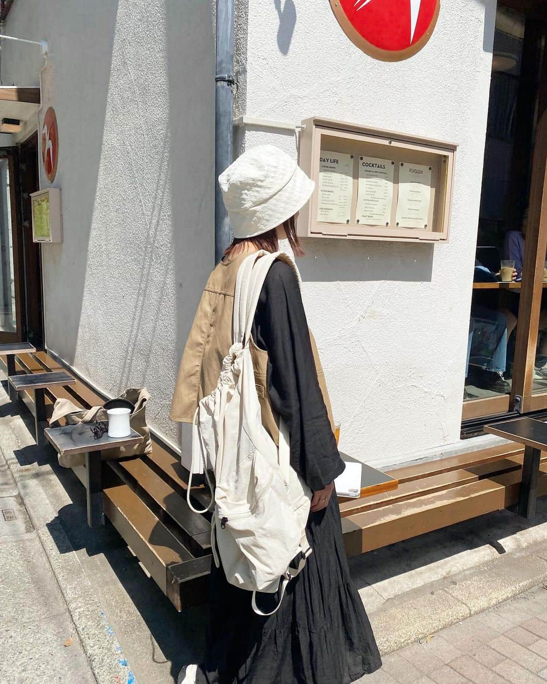 中村侑里さんのインスタグラム写真 - (中村侑里Instagram)「真夏みたいに、 日差しが強くて帽子が必須だった日🥵☀️  今後販売予定の @philme_official のバケハです🤍」5月16日 18時47分 - moo___pii