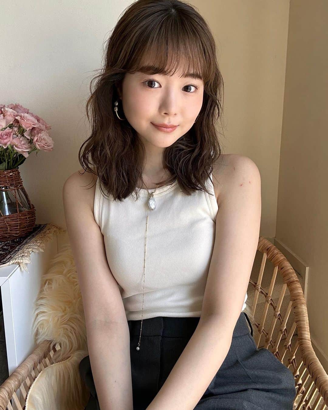 のインスタグラム：「. 暑くて毎日着てたいタンクトップ🏖️🍉 . #私服 #ファッション #コーディネート #コーデ #洋服 #ユニクロ #ユニクロコーデ #夏 #fashion #coordinate #uniqlo #outfit」