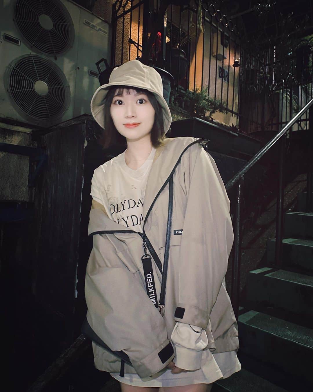 平崎里奈さんのインスタグラム写真 - (平崎里奈Instagram)「親友と夜お散歩🤭🌙 ずーっとしゃべってる🤣」5月16日 19時27分 - hirasakirina