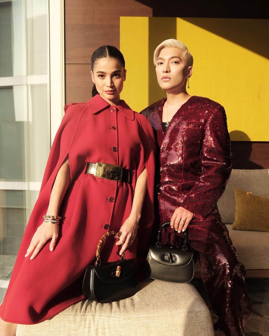 アン・カーティスのインスタグラム：「Sing with me: Lady/ies in Red ❤️💋  off to @gucci with Ninang @bryanboy.   #guccicruise24」