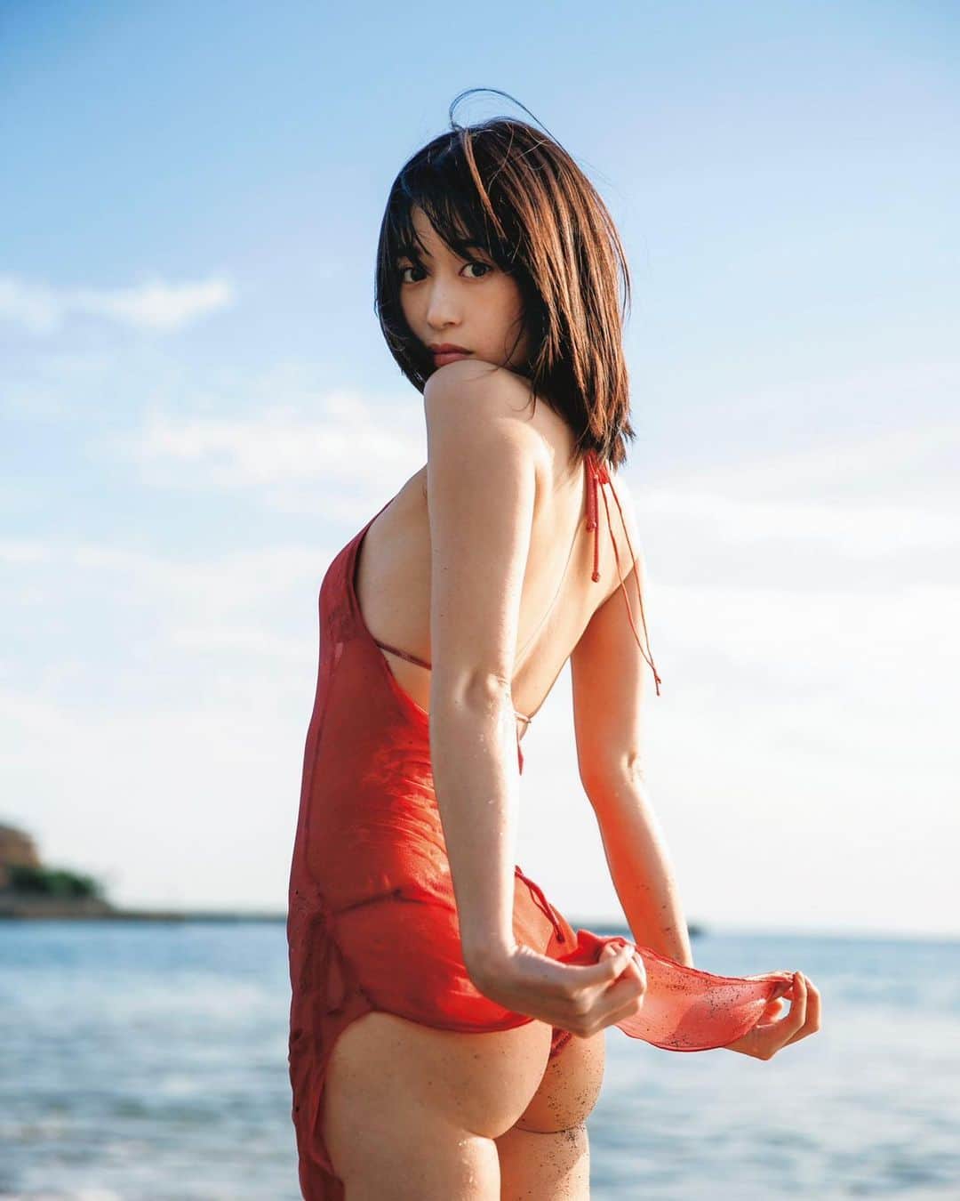 のインスタグラム：「🍑🍑👸🏻🍑🍑 #ebipilaf #写真集予約はプロフィールから」