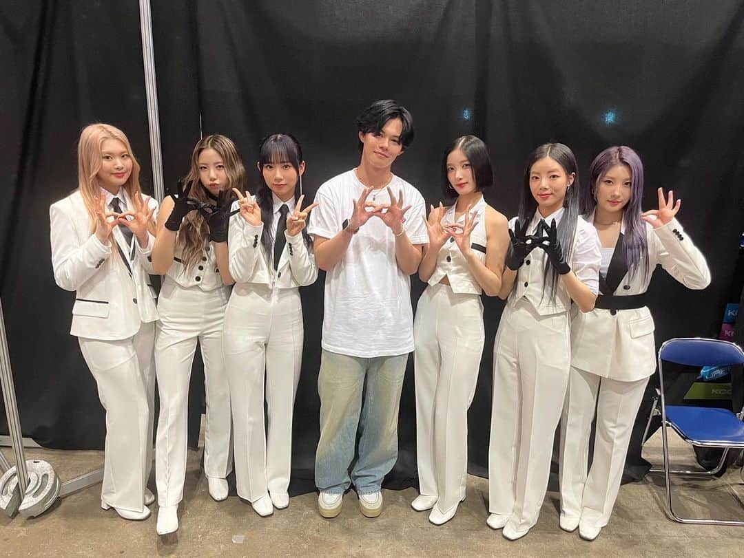 小笠原海のインスタグラム：「KCON JAPAN 2023の思い出 PURPLE KISSさんと📸 @kconjapan  #KCON #KCONJAPAN2023」