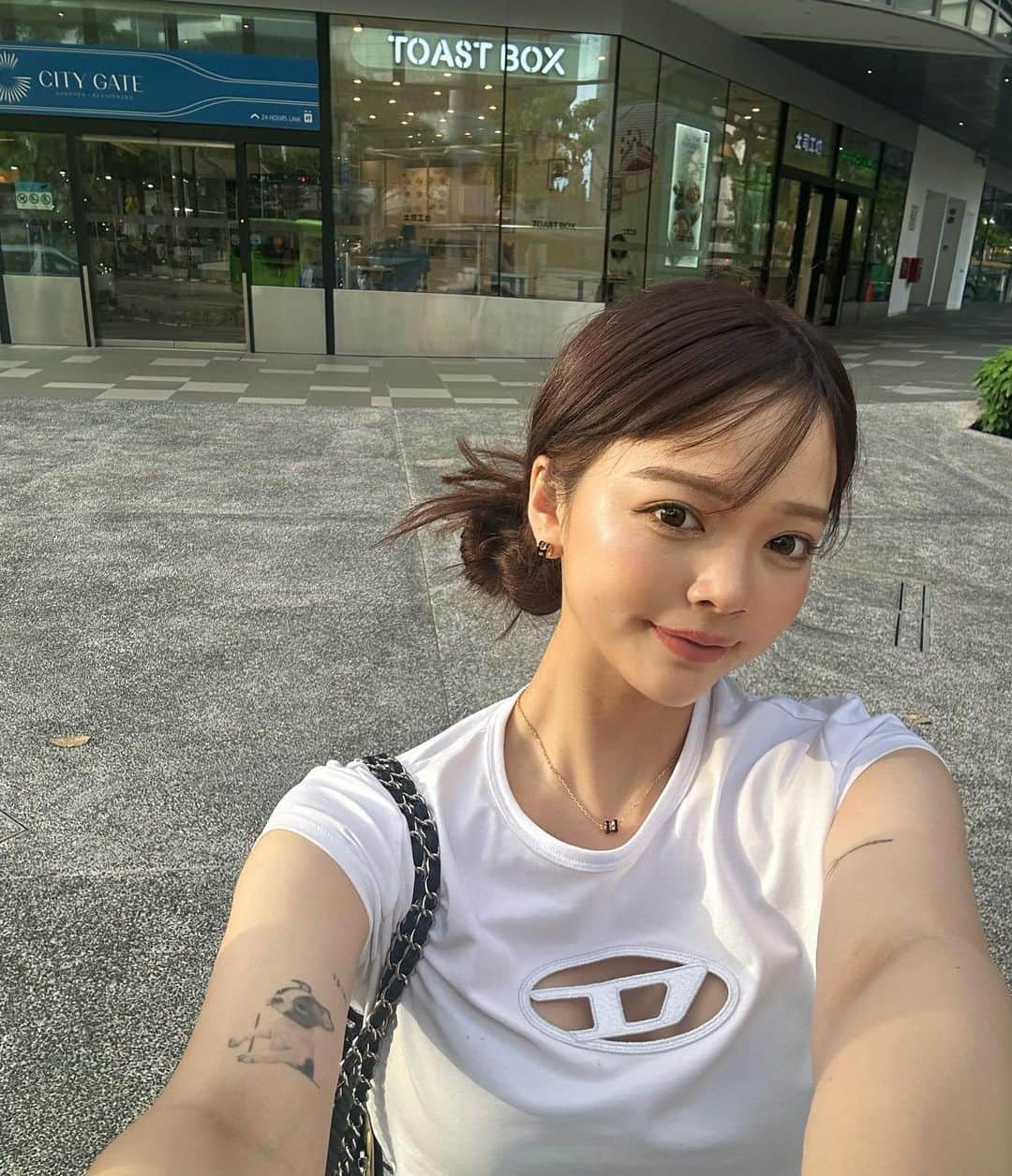 仲本莉絵瑠のインスタグラム：「ストレスフリー🌀 東南アジア大好き女🐅✌🏻💗」