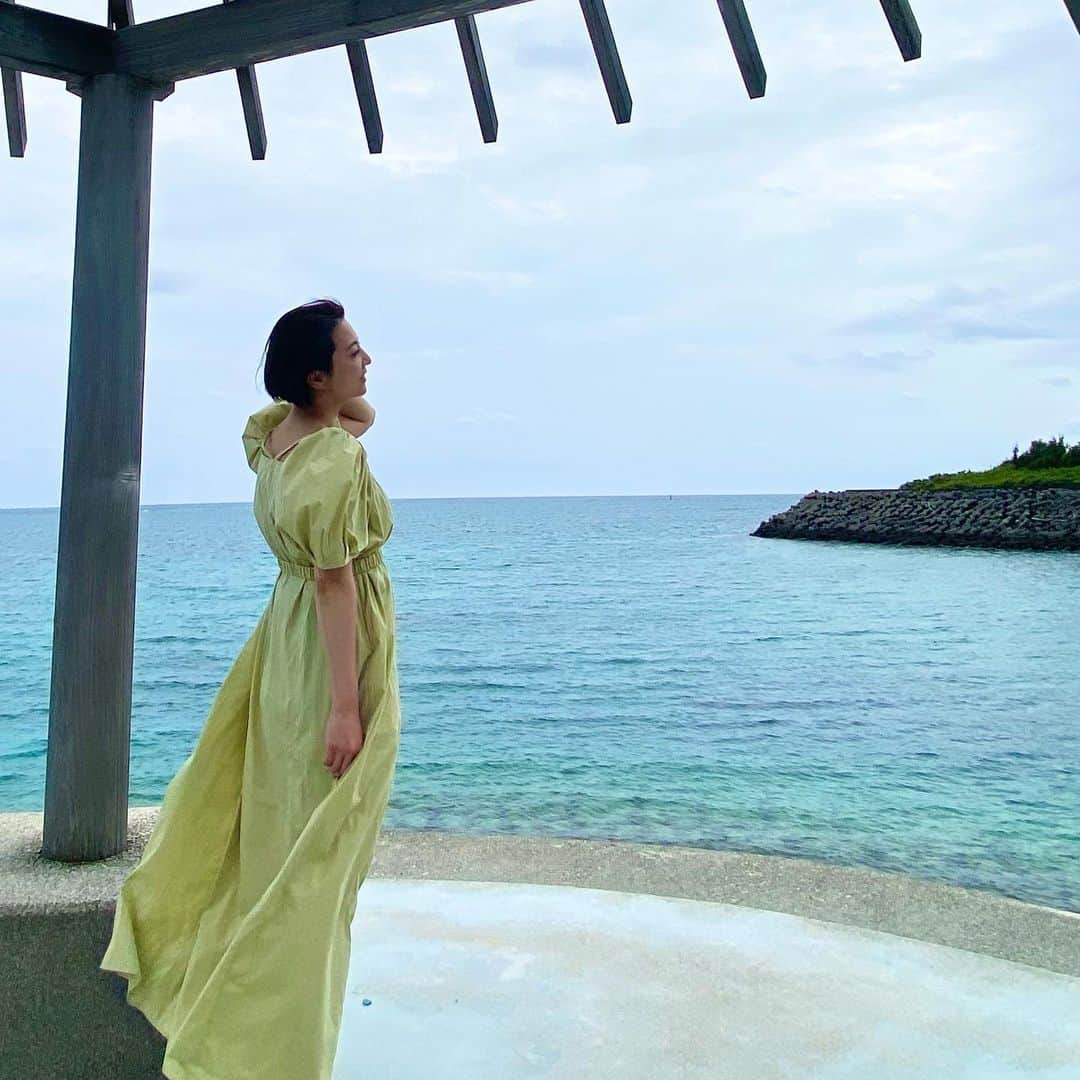 KONANのインスタグラム：「人生初の宮古島へ〜❣️❣️ 楽しかったし、癒されたし、パワー貰えましたっ😆 . . 最高っ😍 . . #沖縄 #宮古島 #旅行 #わいわいビーチ #okinawa #miyakoisland #miyakojima #女子旅行」