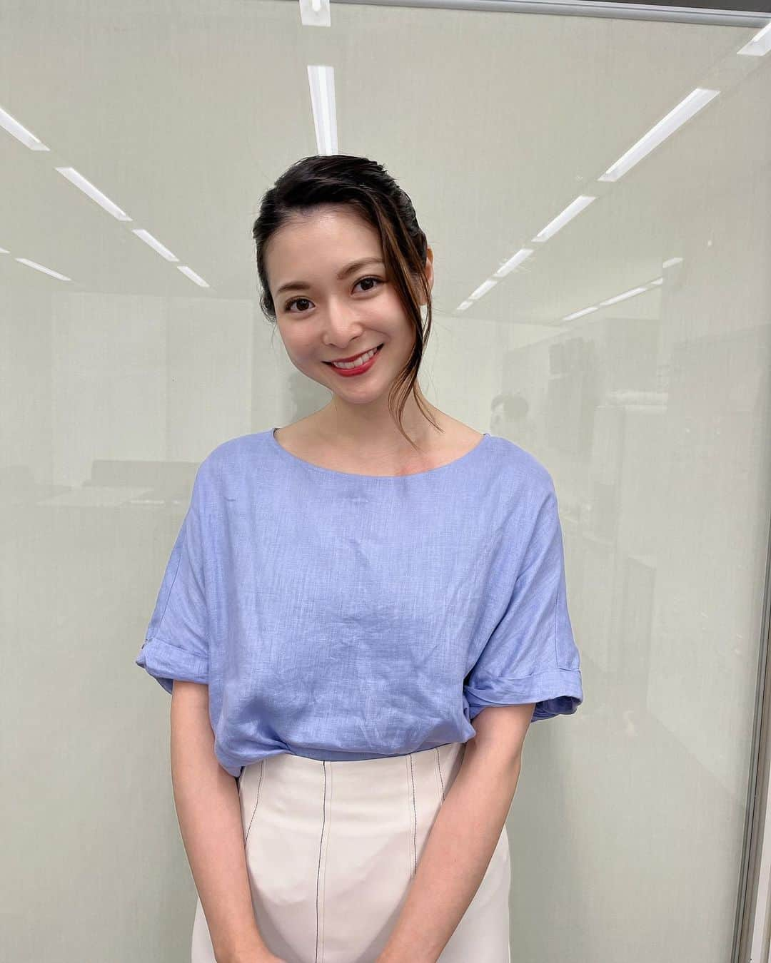 住田紗里さんのインスタグラム写真 - (住田紗里Instagram)「昨日と今日のグッド！モーニングの衣装です☀️ 今朝は久々にポニーテールにしてもらいました！  1,2枚目 トップス C+（@c_fsf） スカート ánuans（@anuans.official）  3,4枚目 トップス C+（@c_fsf） スカート ánuans（@anuans.official）  #グッドモーニング#衣装#c+#anuans#ポニーテール#テレビ朝日#テレ朝#テレビ朝日アナウンサー#アナウンサー#住田紗里」5月16日 20時28分 - sarisumita_ex