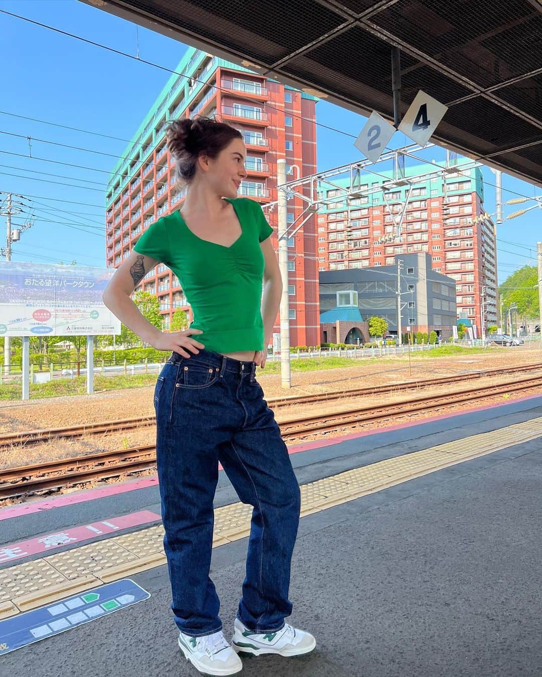 MaryanaRoのインスタグラム：「🦖」