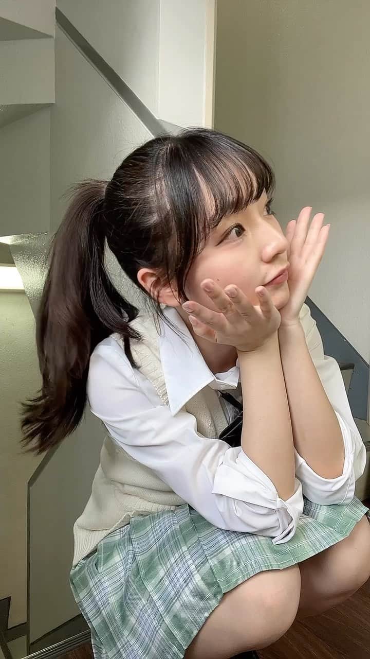 尾野寺みさのインスタグラム：「制服って良いと聞きました。」