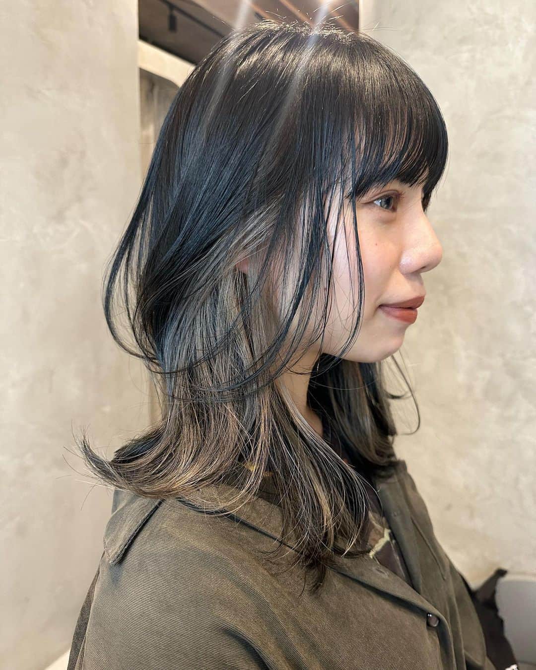natsuoさんのインスタグラム写真 - (natsuoInstagram)「inner design color☺︎  単色に飽きたらデザインカラーしちゃいましょ✂︎  #なつお産 #デザインカラー #curin #curin_hair」5月16日 20時53分 - akimotonatsuo