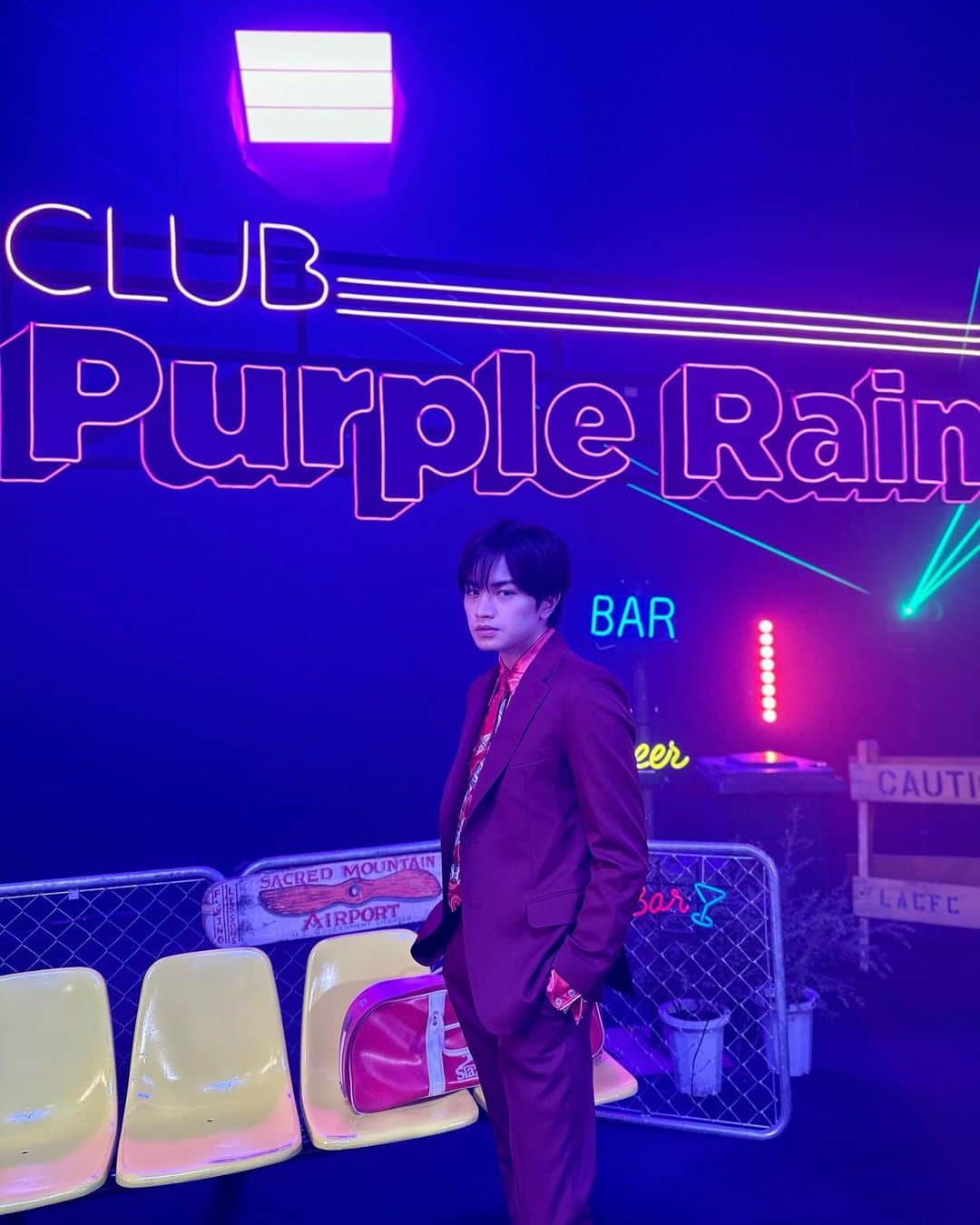 中島健人さんのインスタグラム写真 - (中島健人Instagram)「「Purple Rain」  MV出ました。 最高にかっこいい振り付け。みてね。  #PurpleRain #SZ #TeamS #めちゃ踊ってるセクゾ」5月16日 21時00分 - kento.nakajima_313