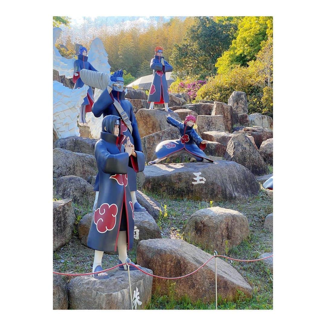 MINAのインスタグラム：「. 🍥🍵🍜⚔️」