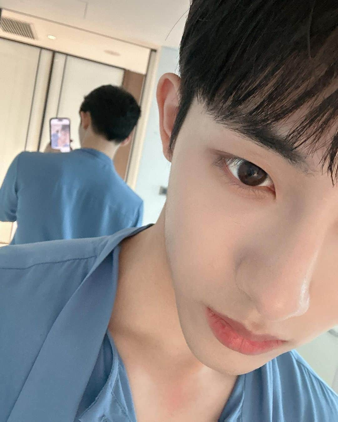 ウィンウィン（winwin）さんのインスタグラム写真 - (ウィンウィン（winwin）Instagram)「🧣」5月16日 21時30分 - wwiinn_7