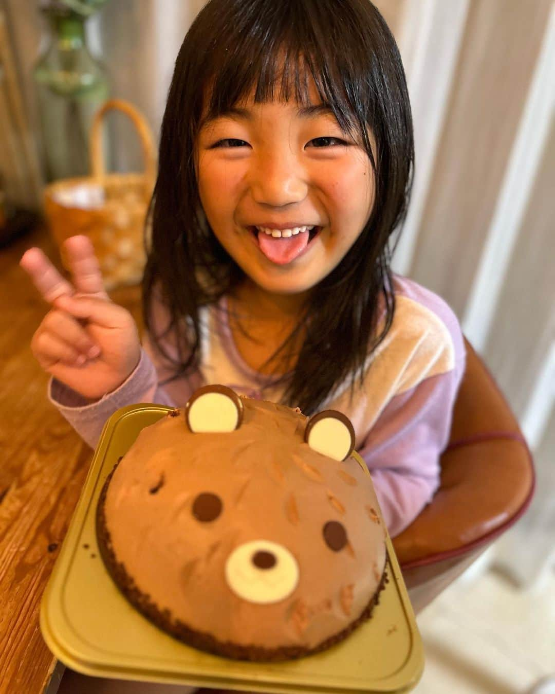 大友愛さんのインスタグラム写真 - (大友愛Instagram)「末っ子ちゃん6歳の誕生日🎂  おめでとぉ🩷🩷  これからも癒しをよろしくねッ🥰  #愛心 #aco #秋本さんチの愛心ちゃん #6歳の誕生日  @hiroyuki_akimoto_1.31」5月16日 21時58分 - ai_dayooon