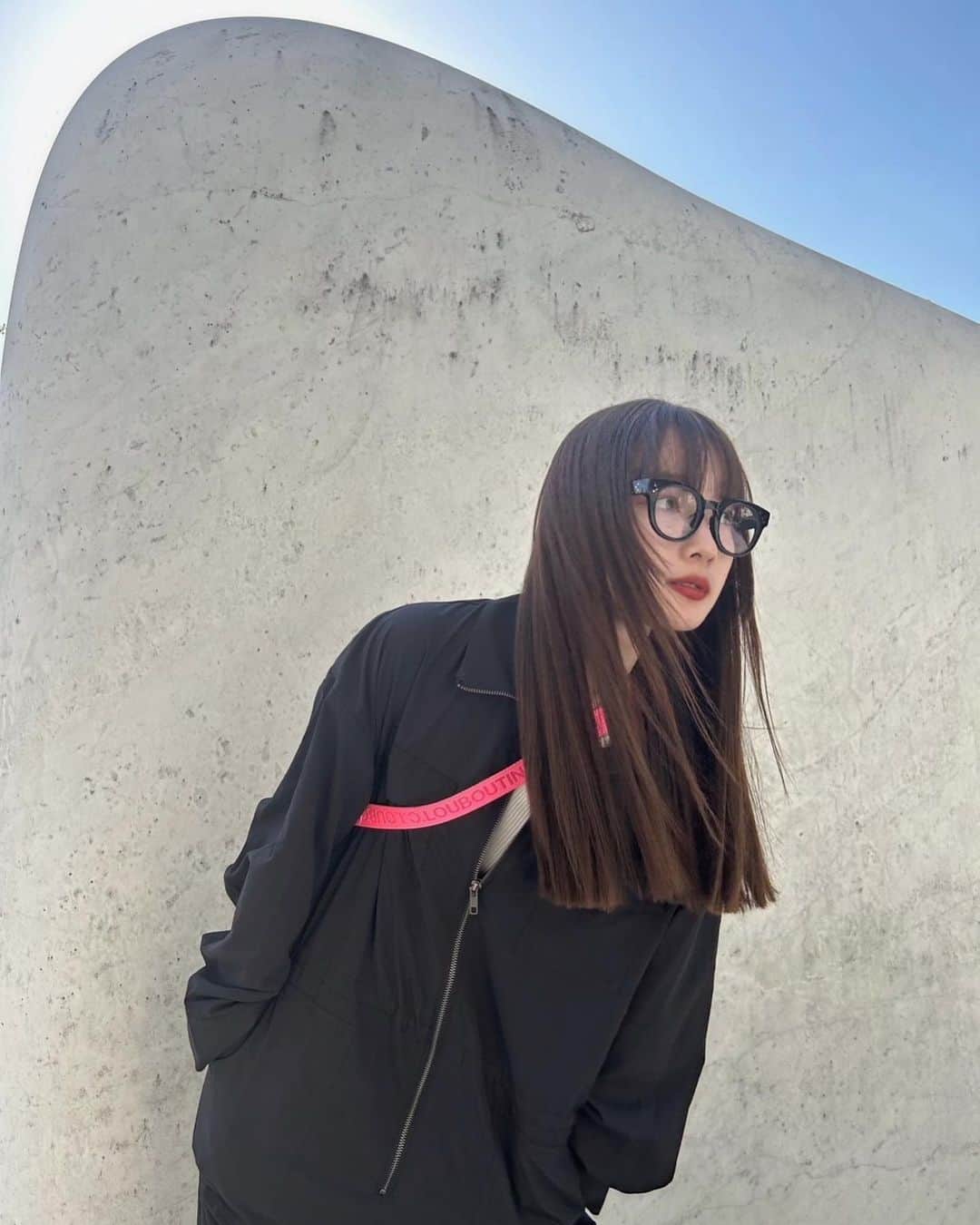 新野尾七奈のインスタグラム：「🫧🫧🤍内側から光を放つ#天使の生ツヤリング KIRAGE🌸🫧  KIRAGEは "自信の自尊心を高め、自信に満ちあふれ、現在と未来への希望を持てる世界へ導く事。 素のままの髪をツヤやかに美しく、心が弾むような毎日を過ごせるようにする事" を根本に考えています。 私もそのような女性でありたい💗 毎日の輝く日々と共にKIRAGEを💎✨  @kirage_official #KIRAGE #KIRAGEアンバサダー #キラージュ #gifted」