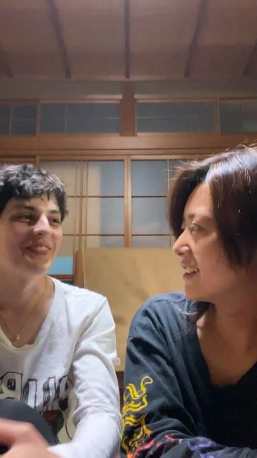 祐真キキのインスタグラム：「京都へ帰ってきました〜  マヤはNYへ帰っちゃうので その後、私は東京でバンライフ始めたいと思います。  九州の動画撮り溜めたので、早く編集しますね😅‼️ YouTube始めたら みんな見てね」