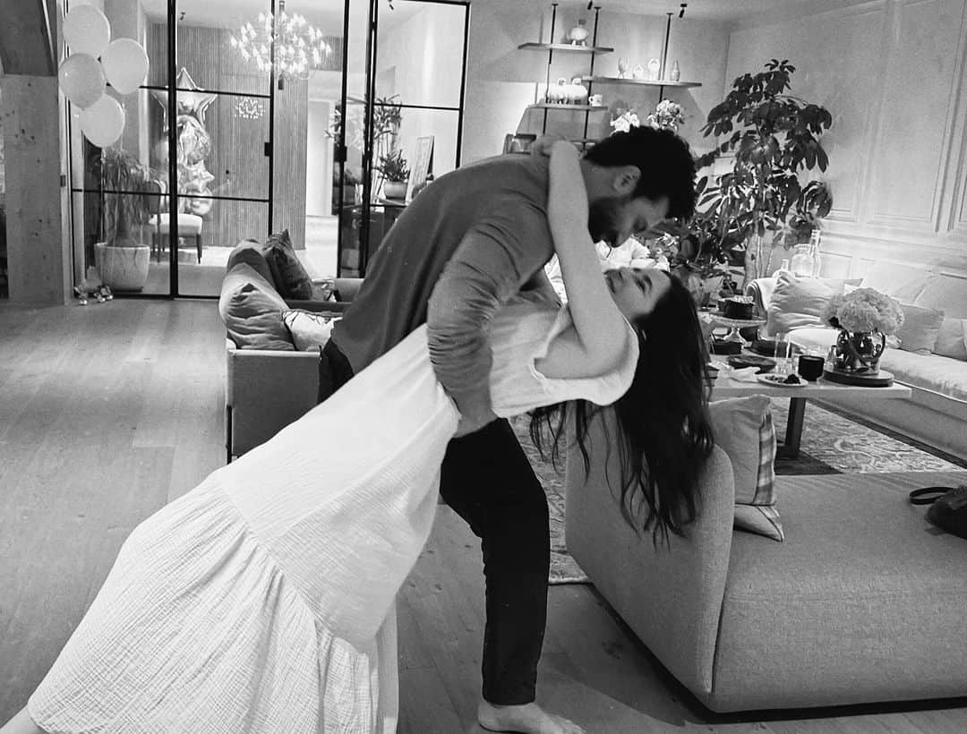 カトリーナ・カイフのインスタグラム：「A little dance , dher saara pyaar ….💕 Happiest birthday my 🤍」