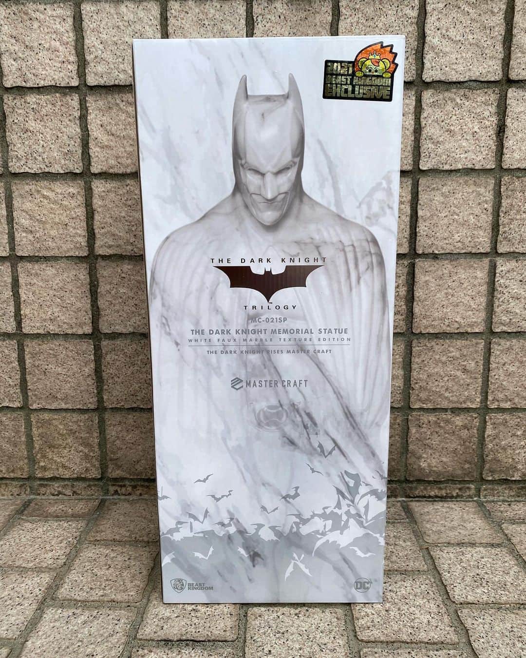 速水もこみちさんのインスタグラム写真 - (速水もこみちInstagram)「#batman #thedarkknight  #figure #statue #actionfigure #toy #collection #collector #mocomichihayami」5月16日 22時50分 - mocomichi_hayami