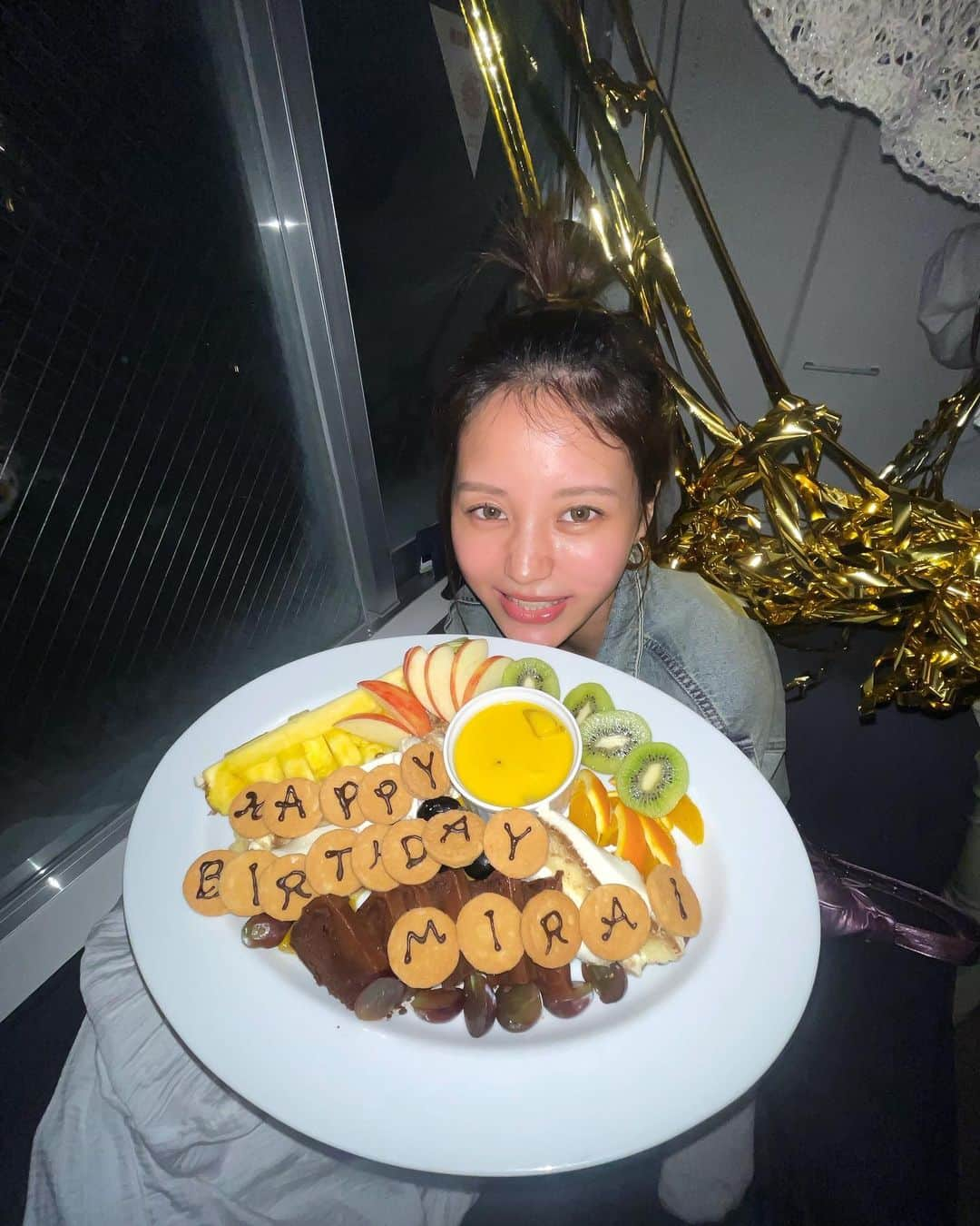 MIRAI TAKASHIMAさんのインスタグラム写真 - (MIRAI TAKASHIMAInstagram)「宮古でのお誕生日きろく。♡ サプライズたくさんしてもらって嬉しかった💓 みんなありがとう（╹◡╹）💟😭  #サプライズなので見事に全部すっぴん #教えておしえてぇ」5月16日 22時59分 - miiiiiraixx