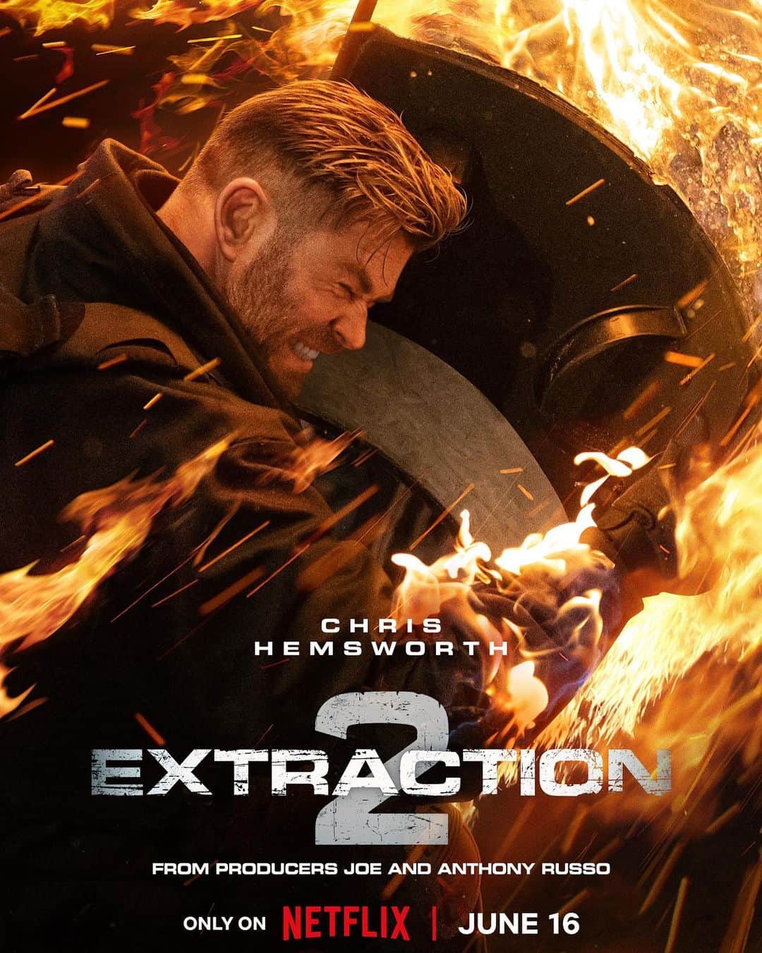 Just Jaredさんのインスタグラム写真 - (Just JaredInstagram)「The trailer for "Extraction 2" is promising an action packed sequel for the Netflix thriller, which stars Chris Hemsworth in his return as Tyler Rake. Tap this photo in the LINK IN BIO to watch! #Extraction2 #ChrisHemsworth Photos: Netflix」5月16日 23時32分 - justjared