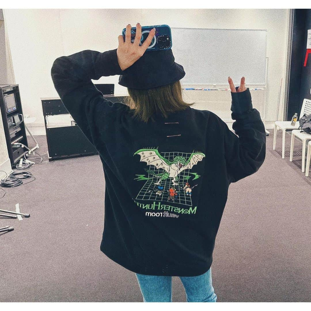 Shizukaさんのインスタグラム写真 - (ShizukaInstagram)「precious treasure✌️ @vault_room × MONSTER HUNTER🎮 #DreamShizuka #シズカノシフク」5月17日 0時04分 - shizuka_dream06