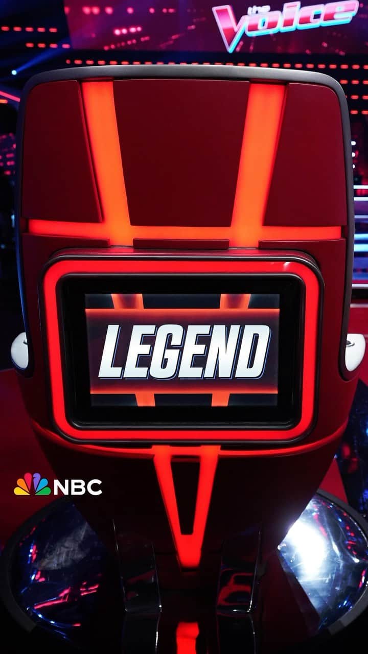 ジョン・レジェンドのインスタグラム：「Team Legend is back! See you this fall on #TheVoice!」