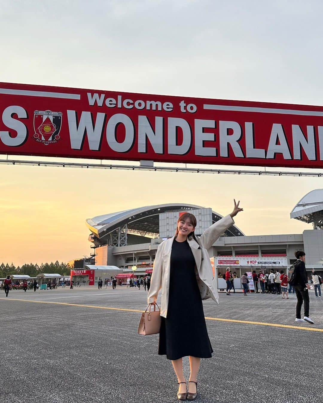 豊田留妃さんのインスタグラム写真 - (豊田留妃Instagram)「URAWA REDS 🚩  #浦和レッズ #Jリーグ #スポーツ #サッカー #soccor #sports #少し前のだけども ！」5月17日 0時30分 - runstagram_717