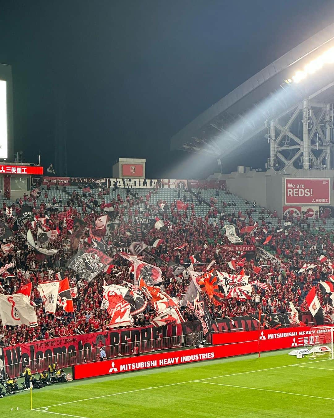 豊田留妃さんのインスタグラム写真 - (豊田留妃Instagram)「URAWA REDS 🚩  #浦和レッズ #Jリーグ #スポーツ #サッカー #soccor #sports #少し前のだけども ！」5月17日 0時30分 - runstagram_717