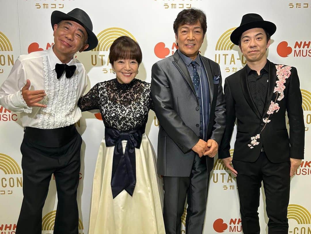 岩崎宏美さんのインスタグラム写真 - (岩崎宏美Instagram)「NHKうたコン🎵 なんとか無事に終了❗️ 生放送は苦手だけれど、今日は西城秀樹さんの御命日でもあったので、みんなで秀樹の話をしていました。のりちゃんが居てくださり、いつもよりリラックスの生放送でした。 みんなの歌声が、天国の秀樹に届いていてほしいなぁ〜 #NHKうたコン #西城秀樹」5月17日 0時45分 - hiromiiwasaki_official