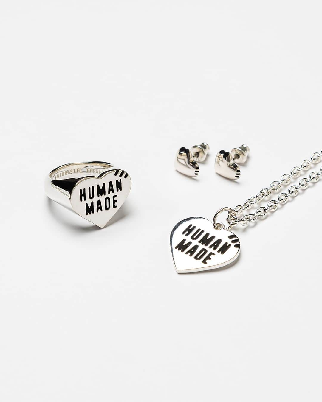 HUMAN MADEさんのインスタグラム写真 - (HUMAN MADEInstagram)「Human Made - Season 25 Silver Accessories Release   *English follows Japanese.  5月20日（土）より、HUMAN MADEのアイコニックなハートモチーフが刻印されたシルバーアクセサリーを発売いたします。  今回登場するのは、リングとネックレス、ピアスの３アイテム。リングは前面にHUMAN MADEのロゴと内側にはGEARS FOR FUTURISTIC TEENAGERSの刻印が入り、ネックレスはハートのチャームと長さを調整できるチェーン、ピアスはオリジナルの型で作成したハートモチーフといったシンプルながらも存在感のあるアイテム群で指先と首元、そして耳元を演出します。日常使いとしてはもちろん、ギフトとしても、ぜひ、ご活用ください。  詳細はHUMAN MADE公式WebサイトのNEWSページよりご確認ください。 http://humanmade.jp/blogs/news  On Saturday, May 20, Human Made will release silver accessories modelled on the brand’s iconic heart motif.   The three-piece lineup includes a ring, necklace and set of earrings . The ring features the Human Made logo on the front, with “GEARS FOR FUTURISTIC TEENAGERS” engraved on the inside of the band; the necklace has an adjustable chain and a heart charm; and the earrings are crafted using an original heart-shaped mold. Pairing simplicity with a strong presence, the items are designed for daily wear and also make memorable gifts.  For more information, please go to http://humanmade.jp/blogs/news」5月17日 11時00分 - humanmade