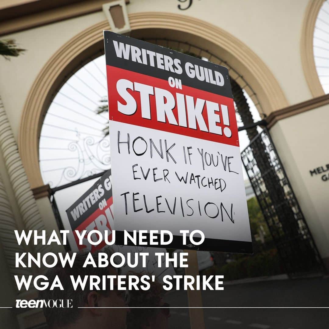 Teen Vogueさんのインスタグラム写真 - (Teen VogueInstagram)「If you’re excited for any upcoming movies or TV shows, what you see on your screen and when it will air will definitely be affected by the Writers Guild of America (#WGA) strike that has been going on since early May. Find out more on what it is, why it's happening, and how you can support the writers at the link in bio.  (📸: Getty Images)」5月17日 3時30分 - teenvogue