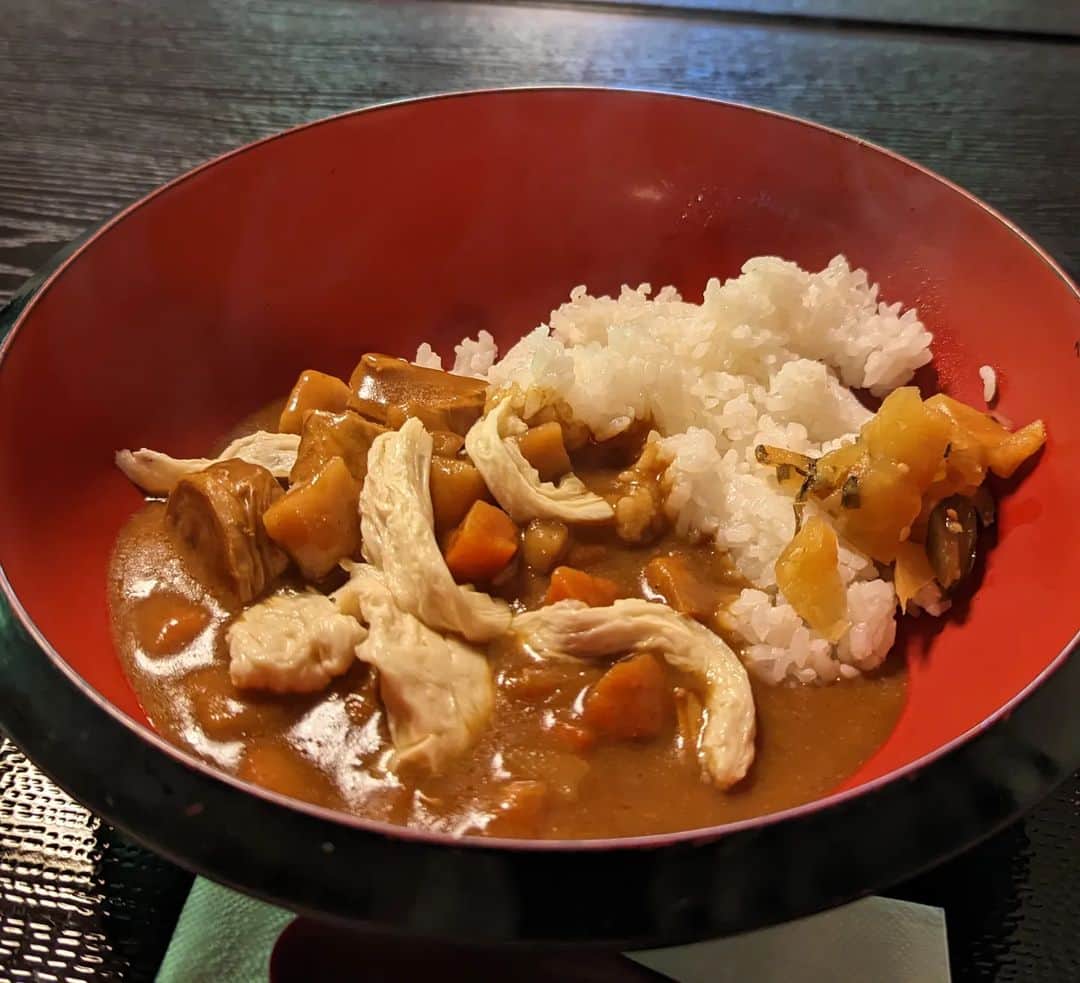 refeiaのインスタグラム：「湯葉カレー」