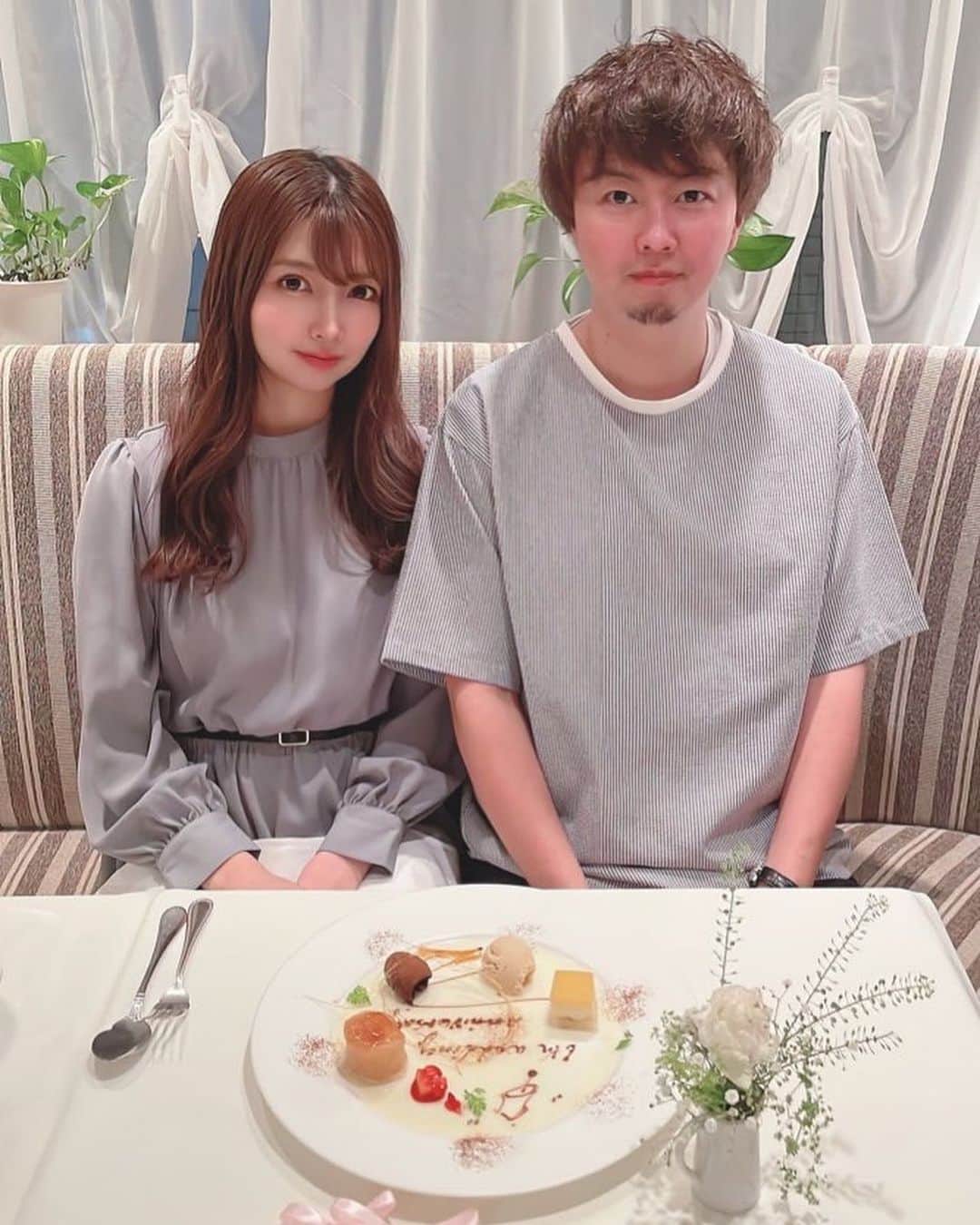 塚田美紀のインスタグラム：「5.15 5th Wedding Anniversary  これからも仲良しで🫶  #結婚記念日 #6周年 #ルプュイドール金の井戸 #いつもありがとう #これからもよろしくね」