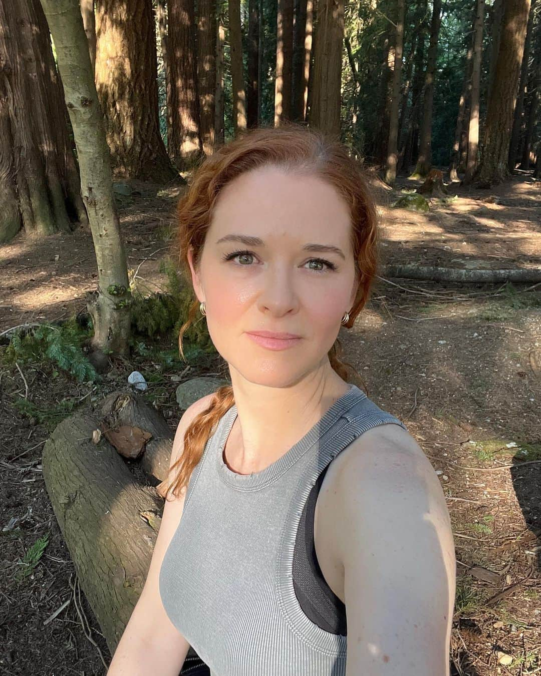 サラ・ドリューさんのインスタグラム写真 - (サラ・ドリューInstagram)「Hi friends! How is your day going??」5月17日 8時15分 - thesarahdrew