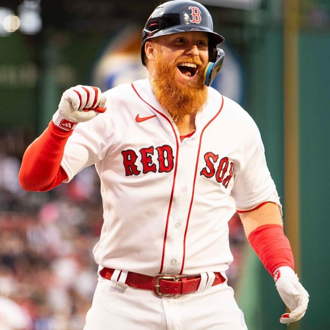 ジャスティン・ターナーのインスタグラム：「Love a 1st-inning HR」