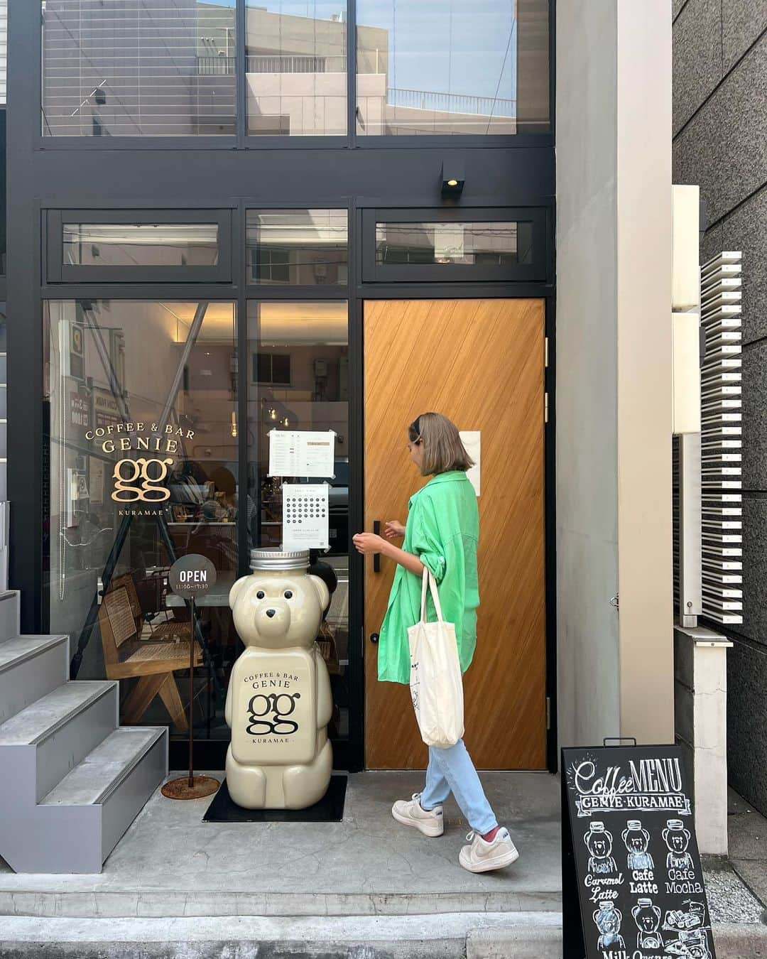 山口厚子さんのインスタグラム写真 - (山口厚子Instagram)「蔵前カフェ巡りしてきたよ🧸☕️  どの写真が好き〜？😋  @genie_kuramae  #kuramae #蔵前カフェ  #genie_kuramae」5月17日 19時37分 - atu_yaman