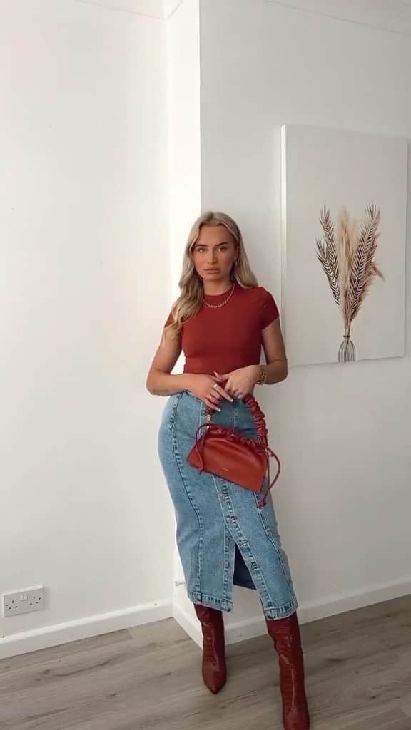 SHEINのインスタグラム：「IRL >>> Online 😍 Which super cute combo would make your summer lineup? 👇 @vikkyxo  🔗:https://shein.shop/den4a65  #SHEIN #SHEINforAll #SHEINstyle #fashion #chic」