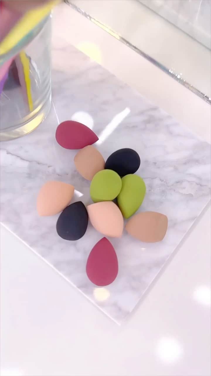 SHEINのインスタグラム：「This pack of super cute makeup sponges is pure blender splendor ✨💕  🔎11747947  #saveinstyle #SHEIN #SHEINbeauty #SHEINpersonalcare」