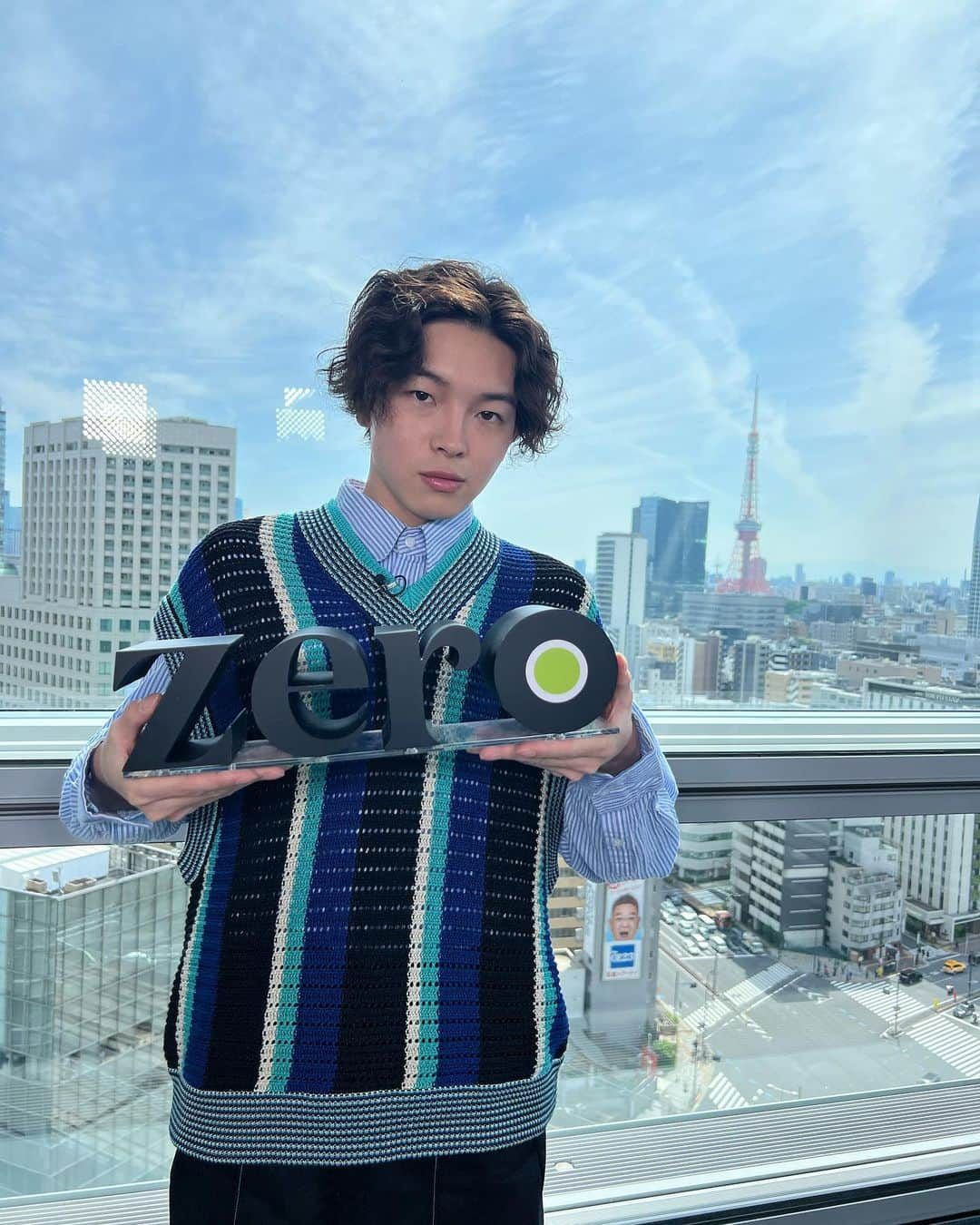 日本テレビ「news zero」さんのインスタグラム写真 - (日本テレビ「news zero」Instagram)「今夜のzeroカルチャーは、 アーティストimaseさんです。 音楽をはじめてから、 わずか１年でメジャーデビュー という異例の経歴。 さらに、NIGHTDANCERが 31の国と地域でランクインするなど 注目されています。  令和ならではの 新しいアーティストimaseさん。 一体どんな人なのでしょうか？   #newszero #imase #nightdanceriver」5月17日 20時06分 - ntvnewszero